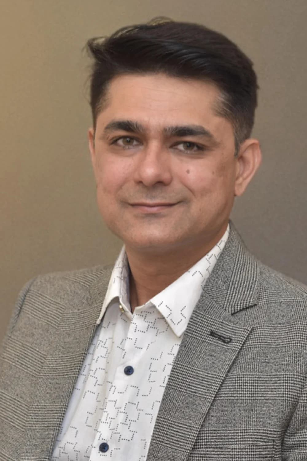 Mr. Satish Gangwani